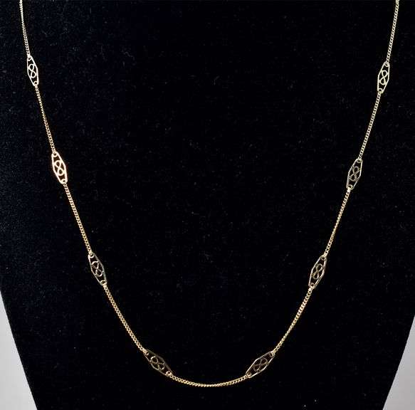 Lovely 14K Yellow Gold Chain Necklace