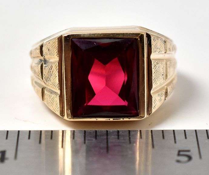 Charming 10K Yellow Gold Synthetic