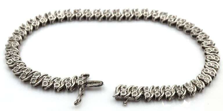Lot of Vintage 925 sterling silver hoop earrings and bracelet