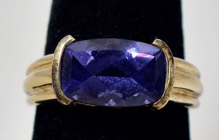 Amethyst Gemstone Ring in Vermeil Sterling Silver