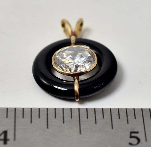 Stunning 14K Yellow Gold Black Onyx and CZ Gemstone Pendant