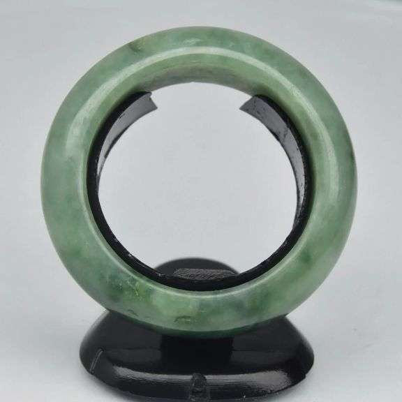 Simply amazing 25.81ct REAL Burmese Jade ring!