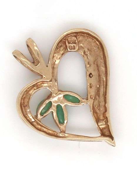 10kt Yellow gold emerald and diamond heart shaped pendant