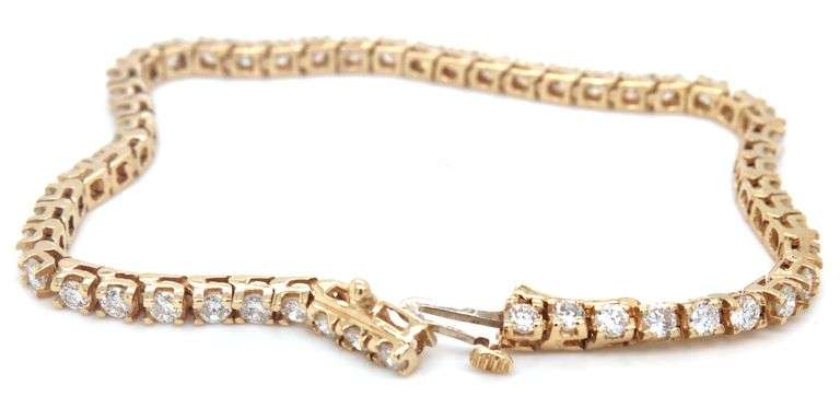 14kt Yellow gold 2.65ctw diamond tennis bracelet