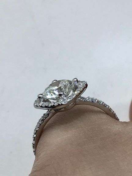 14K White Gold Round Brilliant Cut Diamond Ring