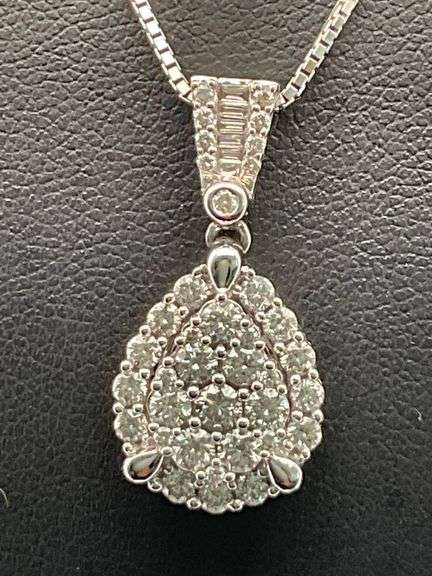 CERTIFIED 14K WHITE GOLD NECKLACE WITH DIAMOND PENDANT