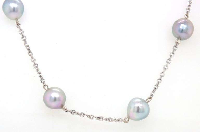 14kt White gold Silver Pearl station necklace