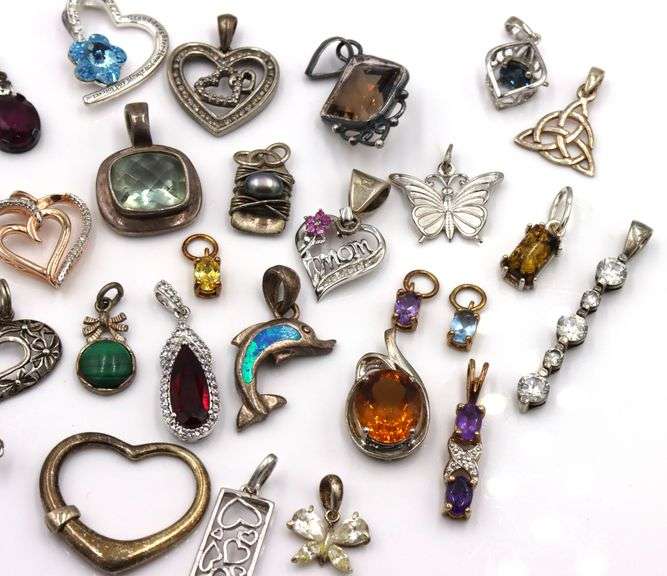 Group lot of Vintage 925 sterling silver pendants
