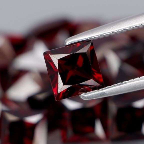 Impressive! 16.84ct princess cut cherry red Garnet set!