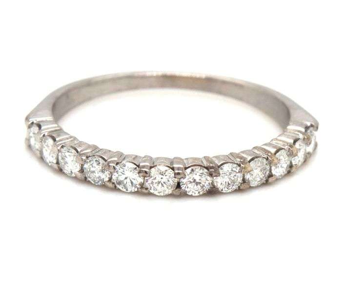 14kt White gold shared prong diamond band
