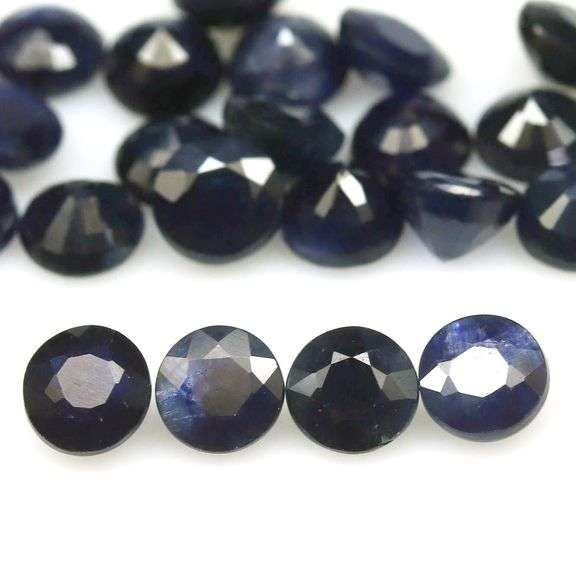 Looking for deep color? Then you want this 9.46ct Sapphire set!