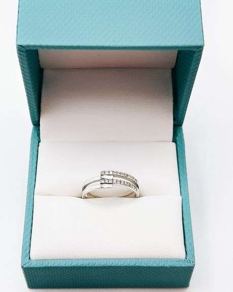 14kt Solid White Gold & Diamond Band Ring
