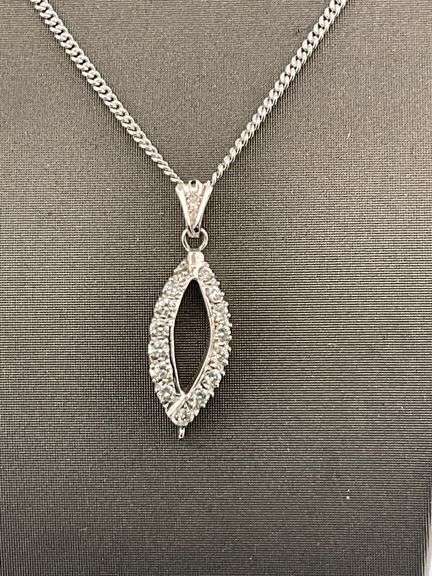CERTIFIED 14K WHITE GOLD NECKLACE WITH DIAMOND PENDANT