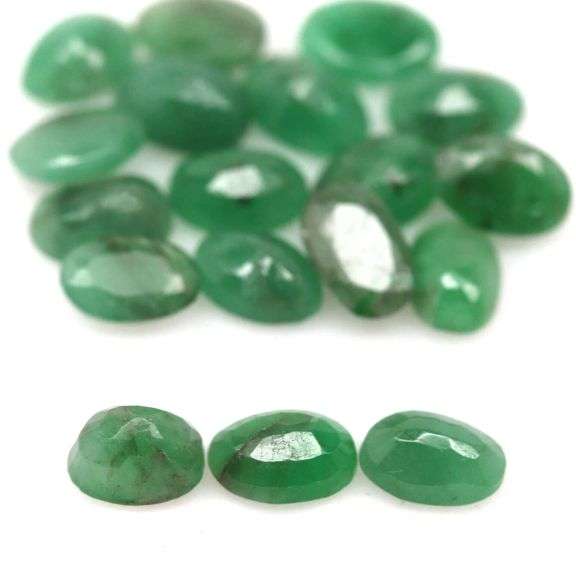 Heavy! Rich green 8.03ct Zambian Emerald set!