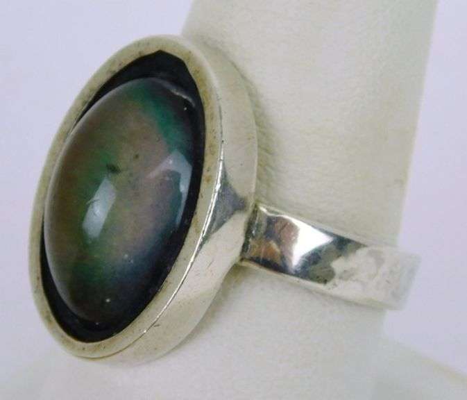 Vintage Sterling Silver Mood Ring, Size 9.5