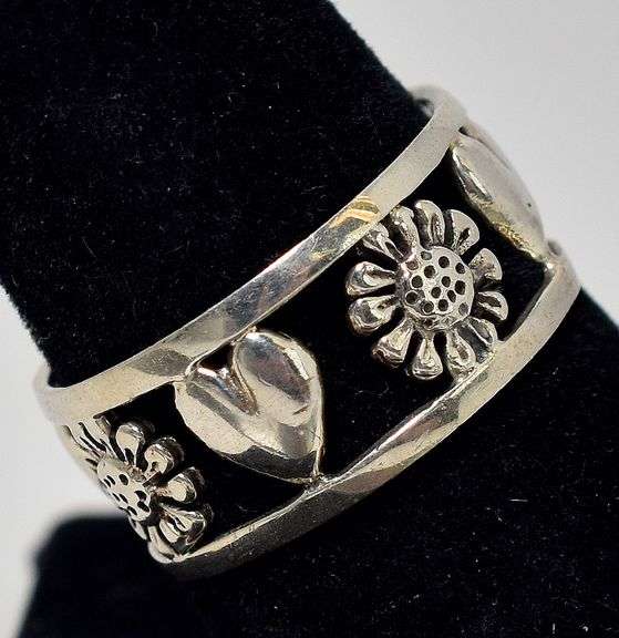 1/4 Inch Wide Heart and Flower Sterling Silver Band
