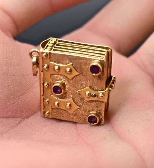 Incredible 18K Yellow Gold & Ruby Book-Like Fob/Locket