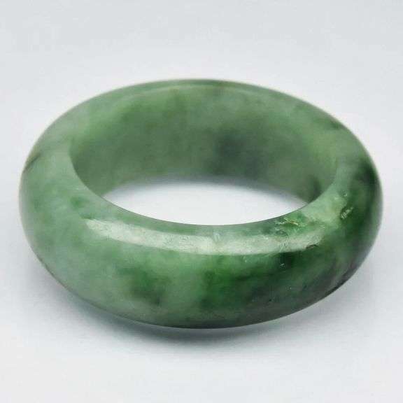 Simply amazing 25.81ct REAL Burmese Jade ring!