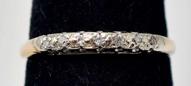 Lovely 14K Yellow Gold Diamond Ring