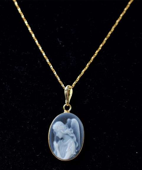 Amazing 14K Yellow Gold Angel Cameo Pendant Necklace