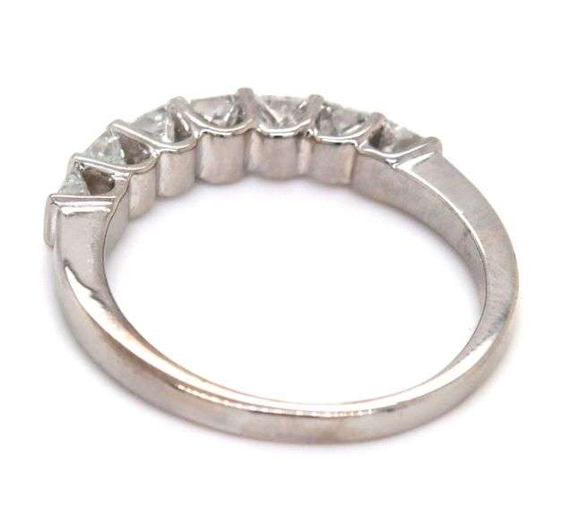 14kt White gold 0.75ctw princess cut diamond band