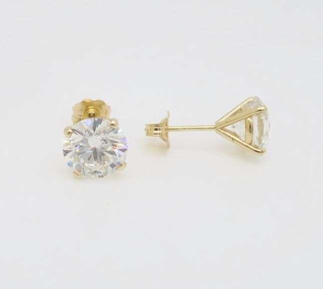 3.65CTW Diamond Stud Earrings in Martini Baskets