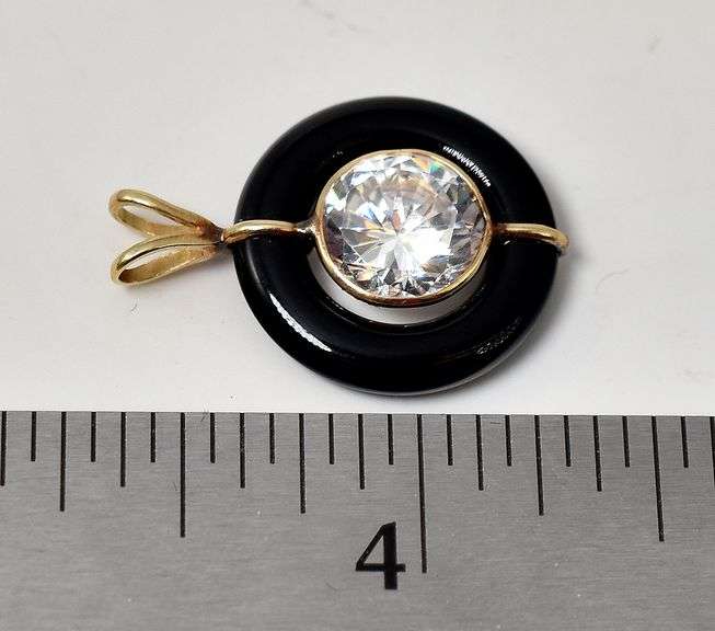 Stunning 14K Yellow Gold Black Onyx and CZ Gemstone Pendant