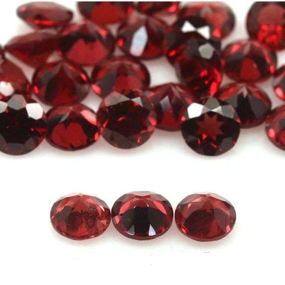 Get ready for the vibrant color in this 12.20ct Garnet set!!!