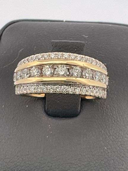 CERTIFIED 14K YELLOW GOLD DIAMOND BAND