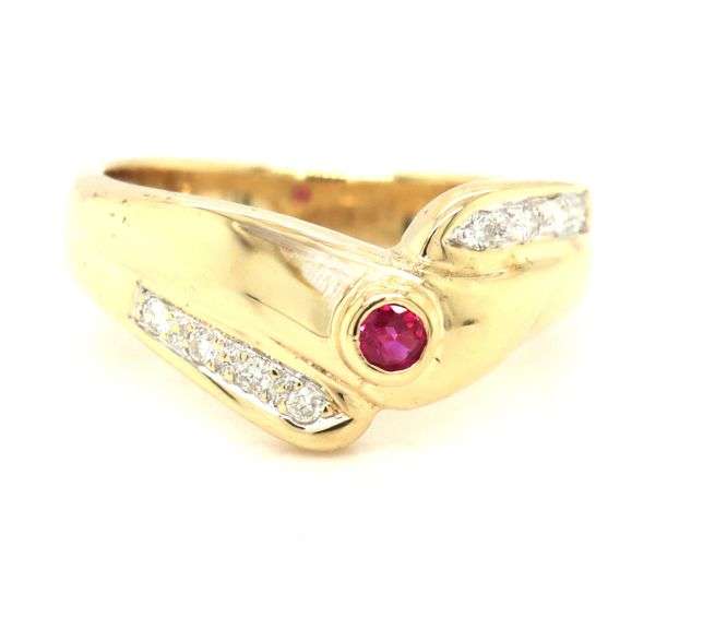 14kt Yellow gold Ruby and diamond pave V ring