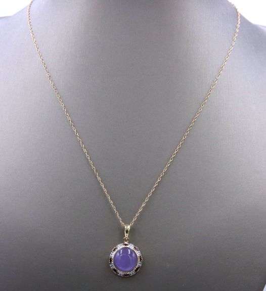 14kt Yellow gold Lavender Jade and amethyst pendant on chain
