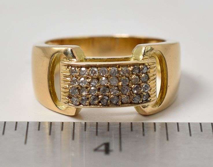 Wonderful 18k Yellow Gold Diamond Ring