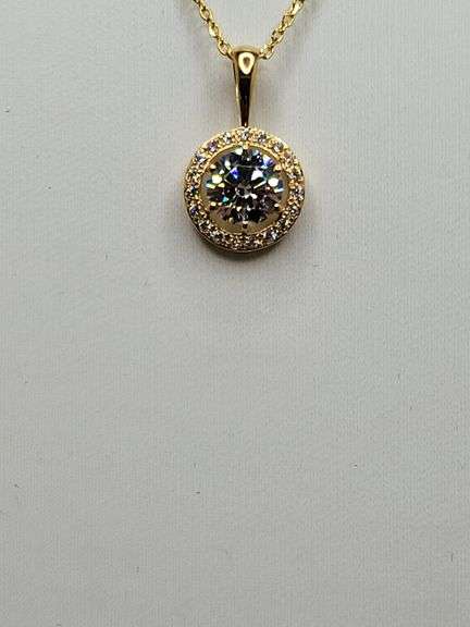 1.42ctw F, VVS1 lab grown diamond with 18" 14k gold pendent
