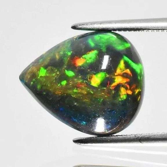 Vibrant mixed pattern 3.03ct Black Opal