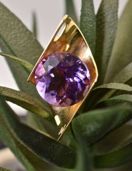 Dramatic 14K Yellow Gold Amethyst Pendant