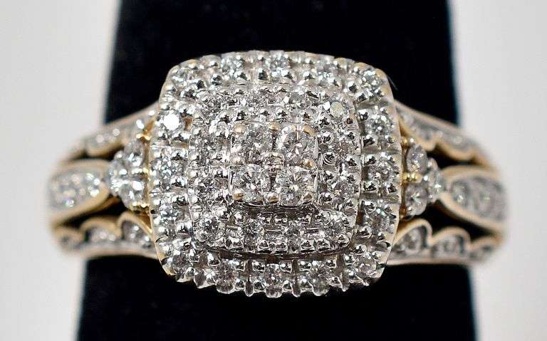 Stunning 10K Yellow Gold Diamond Cluster Ring