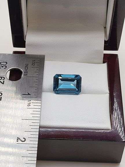 9.19ct emerald cut blue Topaz