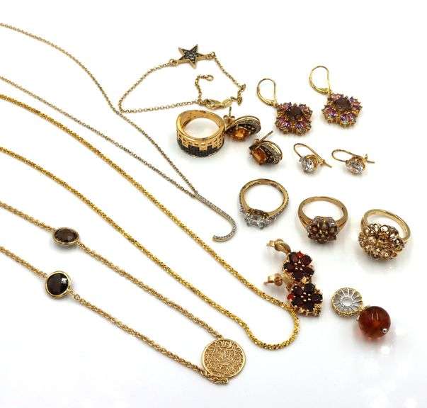 Group lot of Vintage 925 sterling silver mixed jewelry
