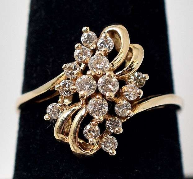 Sparkling 14K Yellow Gold Diamond Cluster Ring