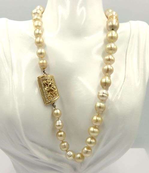 Baroque pearl and diamond graduated necklace