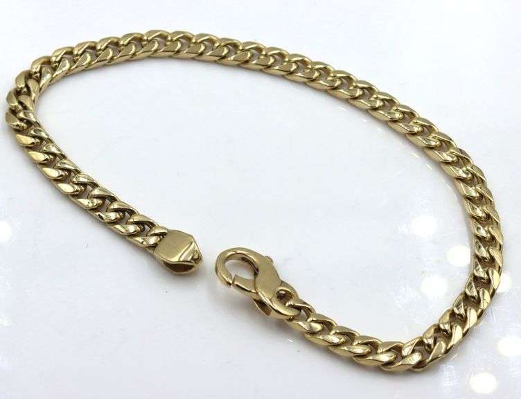 14kt Yellow gold Curb link bracelet