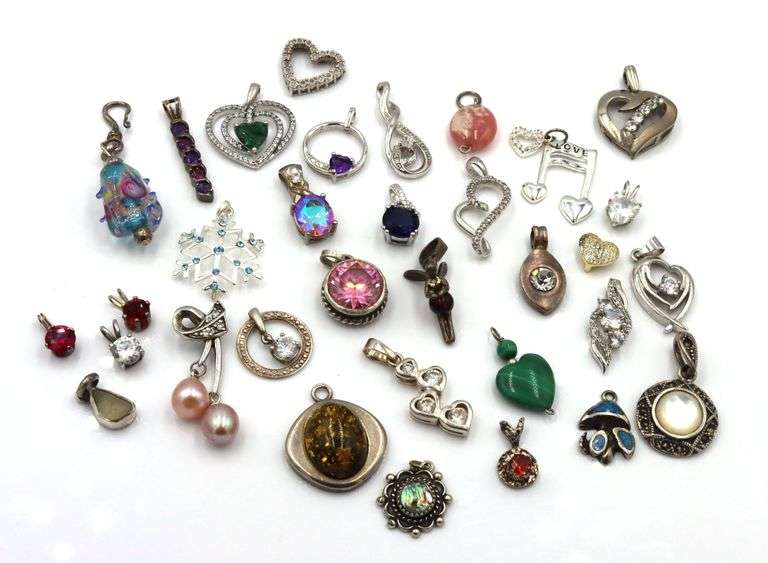 Group lot of Vintage 925 sterling silver pendants