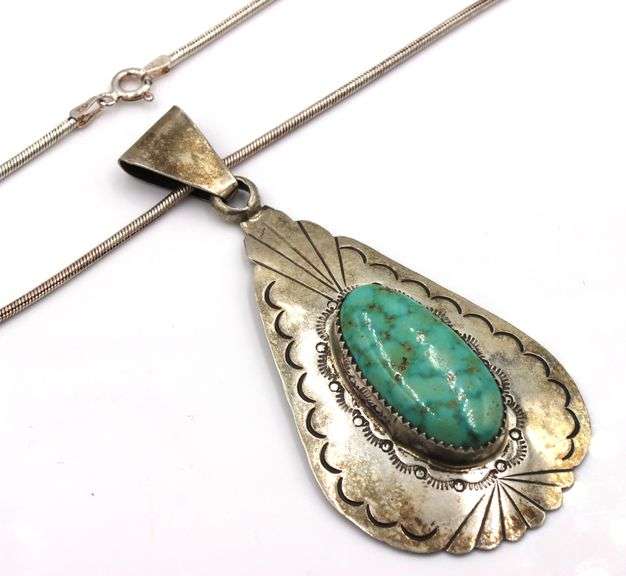 925 Sterling Silver Large Vintage Native Amewrican Turquoise Pendant with Italian Chain