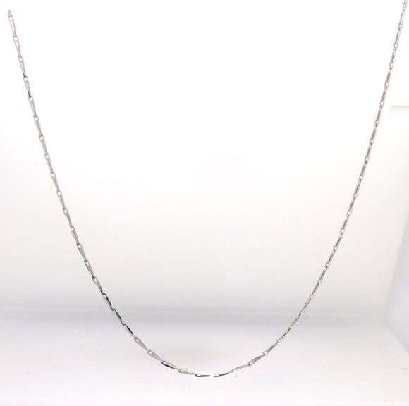 18kt White gold fancy link chain necklace