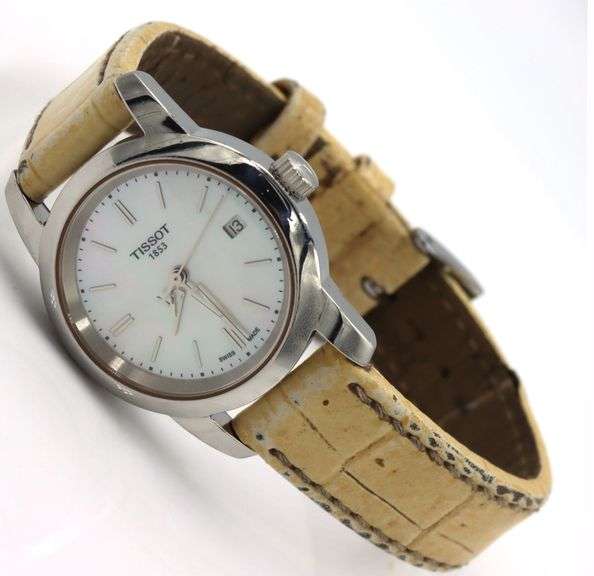 Tissot classic dream lady mother of pearl dial quartz watch