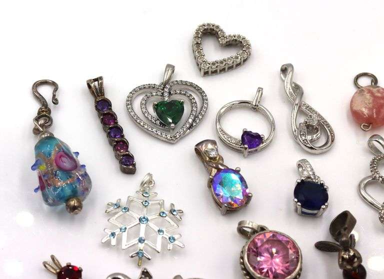 Group lot of Vintage 925 sterling silver pendants