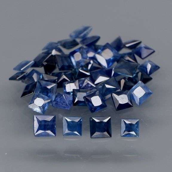 Heated only! 5.36ct pure ink blue Sapphire set from Madagascar