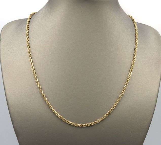 14kt Yellow gold Rope chain necklace
