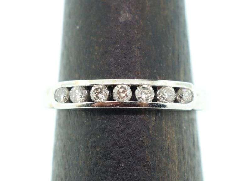 14kt Solid White Gold & Diamond Band Ring
