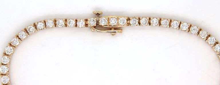 14kt Yellow gold 2.65ctw diamond tennis bracelet